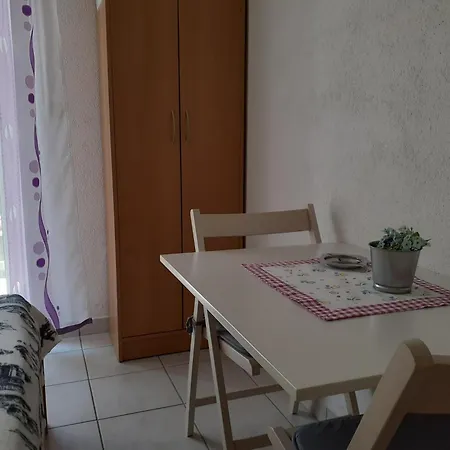 Sobe Stankovic Lägenhet