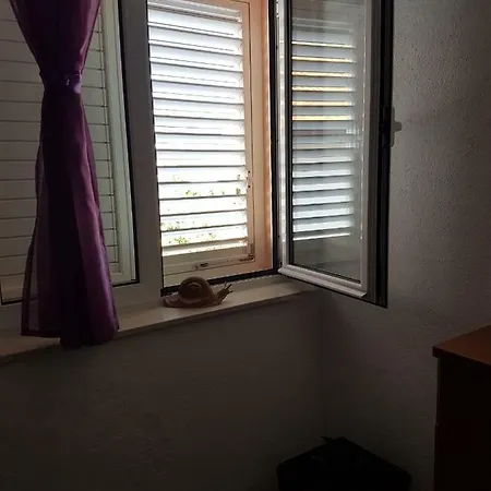 Sobe Stankovic Lägenhet Podaca